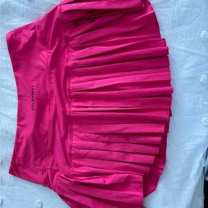 Gold Hinge pink tennis skirt
